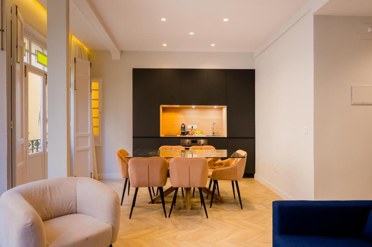 Elegant Apartment - 2 Bd 1 Bth - Center Sevilla Екстер'єр фото